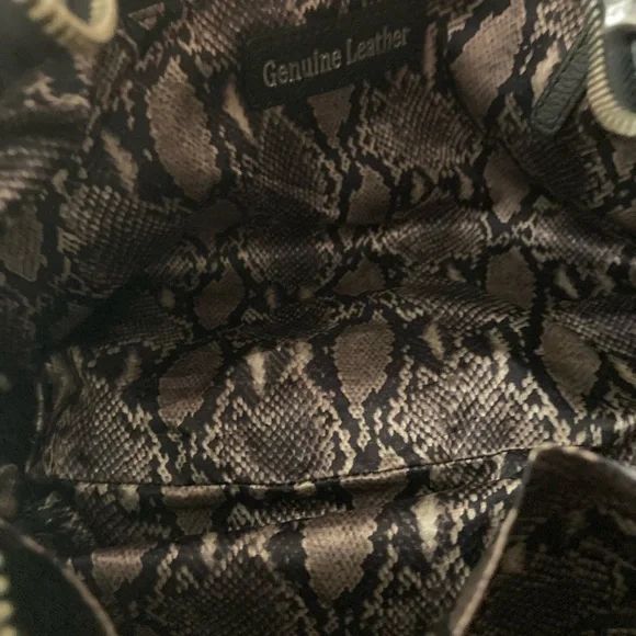 Harley-Davidson Black Studded Fringe Hobo Bag - Picture 8 of 8